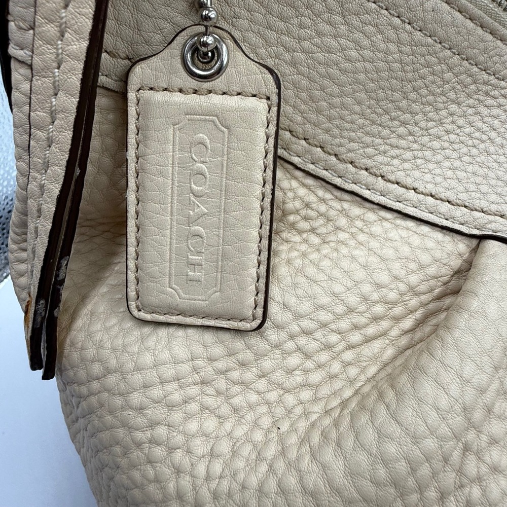 Vintage Y2K Coach Pebbled Leather Soho Hobo Shoulder Bag Ivory Cream Slouchy - Picture 5 of 10